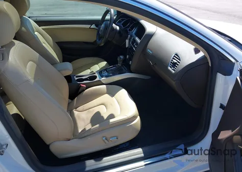 2015 Audi A5 2.0T Premium z USA, uszkodzony, nr VIN WAUCFAFRXFA018898